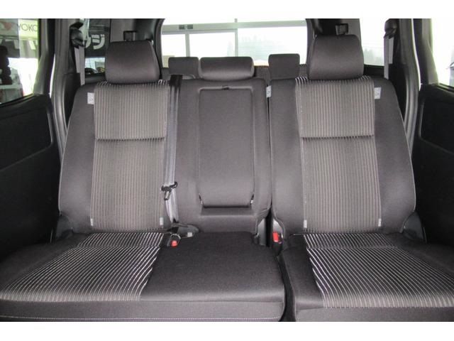 Toyota NOAH 2017-11 785-7