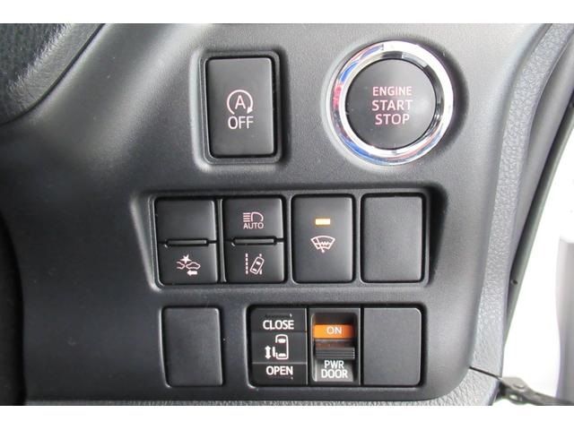 Toyota NOAH 2017-11 785-19