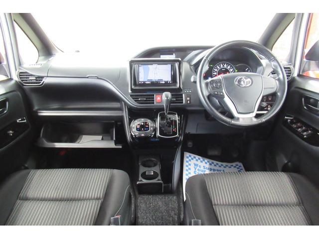 Toyota NOAH 2017-11 785-2
