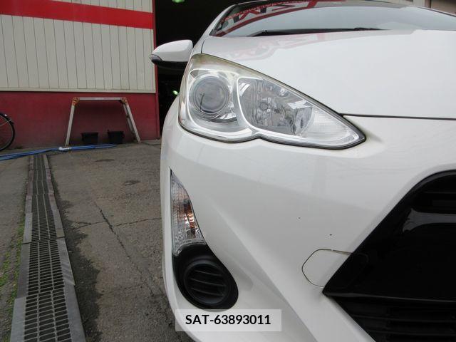Toyota AQUA 2015-02 260287-15