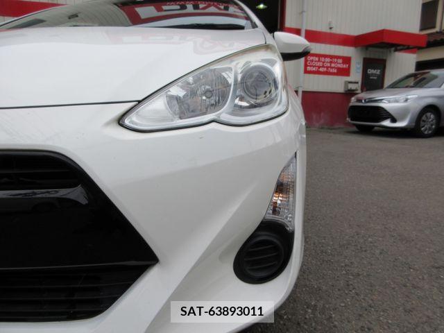 Toyota AQUA 2015-02 260287-16