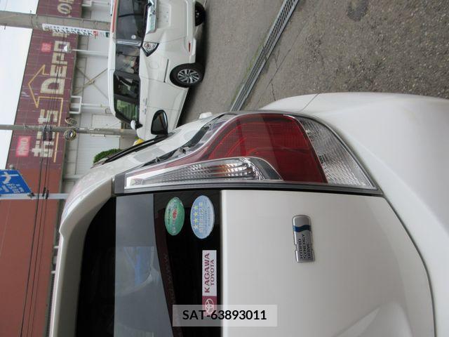 Toyota AQUA 2015-02 260287-18