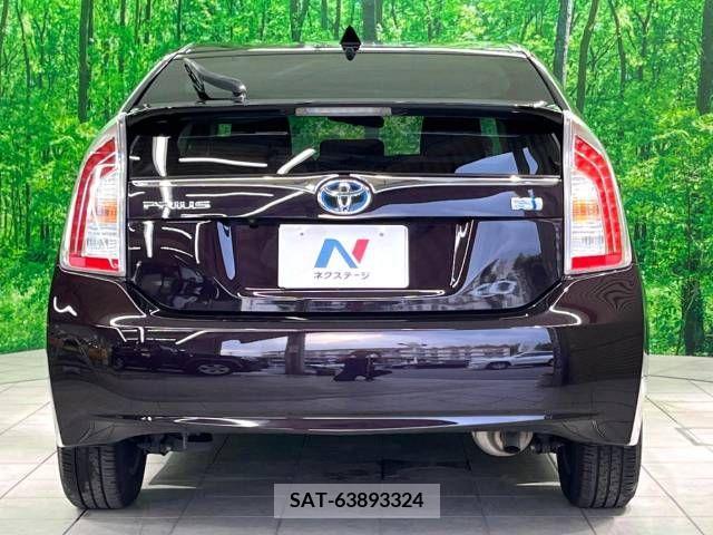 Toyota PRIUS 2012-06 348412-15