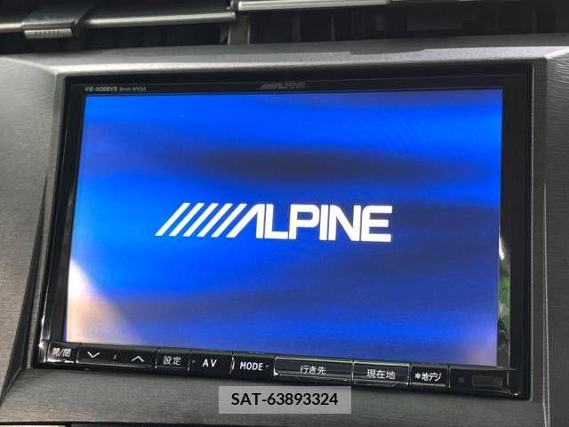 Toyota PRIUS 2012-06 348412-2