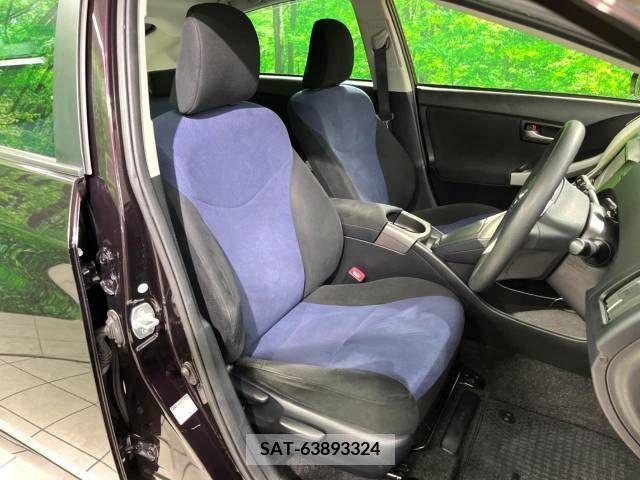 Toyota PRIUS 2012-06 348412-8