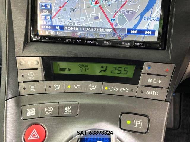 Toyota PRIUS 2012-06 348412-7
