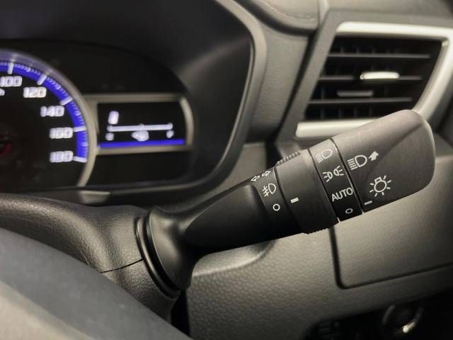 Toyota ROOMY 2018-07 182074-7