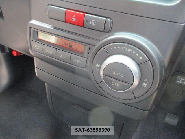 Daihatsu MOVE CONTE CUSTOM 2013-08 214750-10