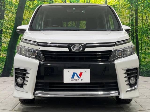 Toyota VOXY 2014-03 186379-14