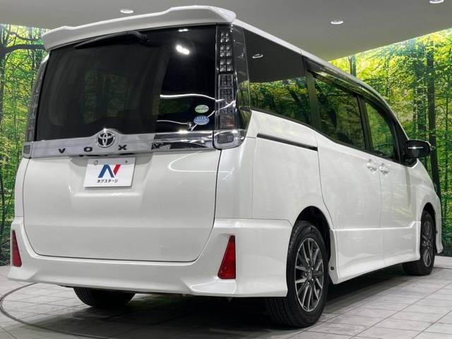 Toyota VOXY 2014-03 186379-17