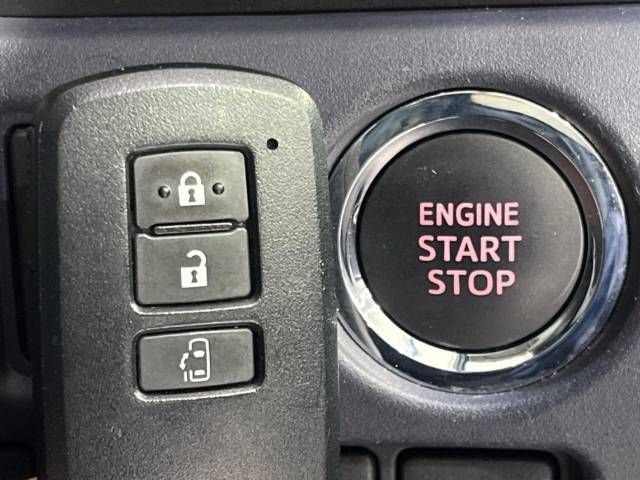 Toyota VOXY 2014-03 186379-6