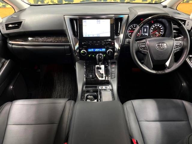 Toyota ALPHARD 2022-12 194071-1