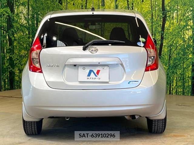 Nissan NOTE 2013-10 247779-15