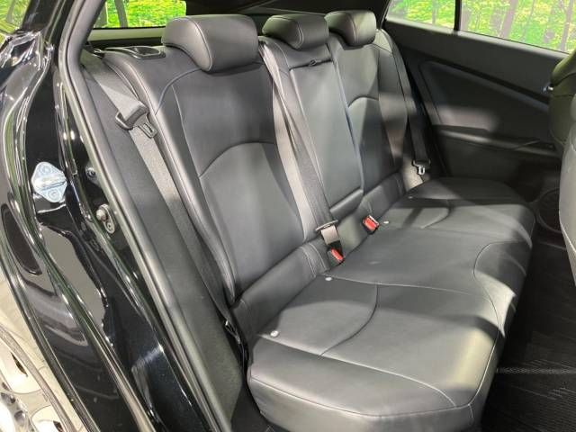 Toyota PRIUS 2016-03 26752-9