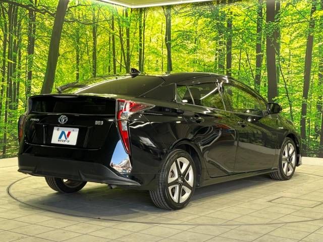 Toyota PRIUS 2016-03 26752-17