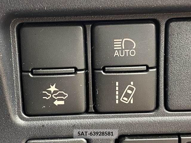 Toyota VOXY 2019-03 346040-5