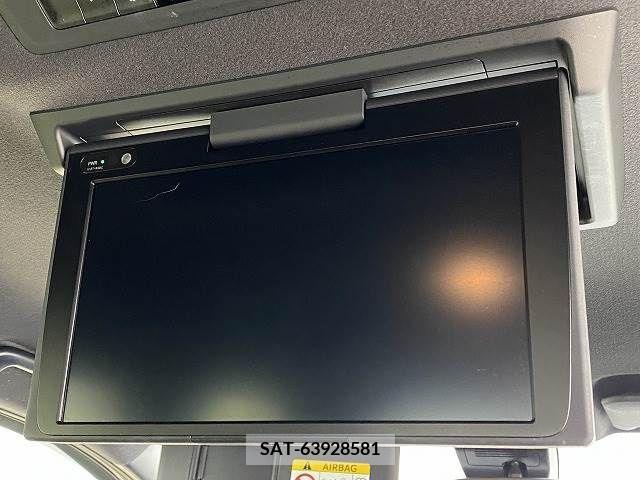 Toyota VOXY 2019-03 346040-4