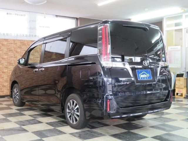 Toyota ESQUIRE 2018-07 743-1
