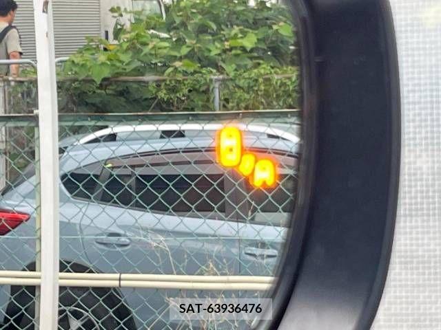 Suzuki SWIFT 2020-10 326440-4