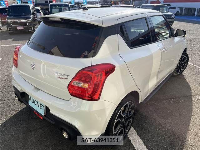 Suzuki SWIFT 2021-08 215180-3
