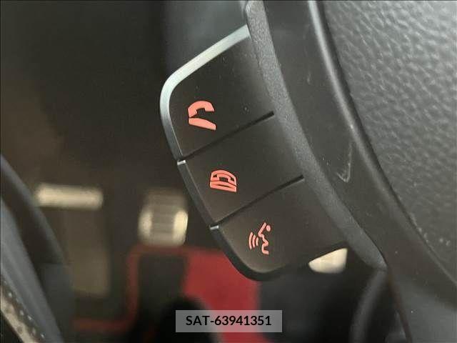 Suzuki SWIFT 2021-08 215180-8
