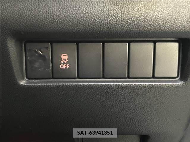 Suzuki SWIFT 2021-08 215180-24