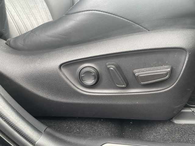 Toyota HARRIER 2021-09 22399-15