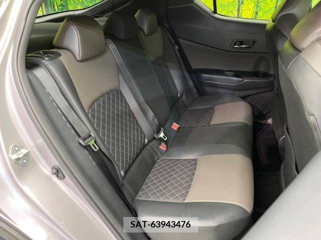 Toyota C-HR 2021-01 245585-9