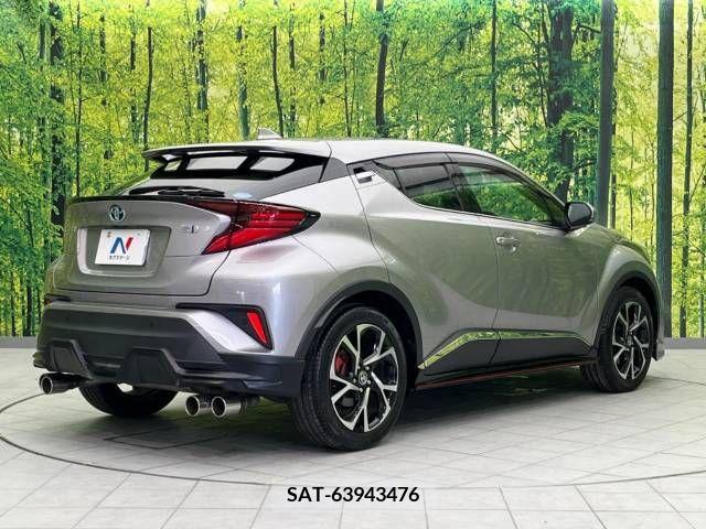 Toyota C-HR 2021-01 245585-17