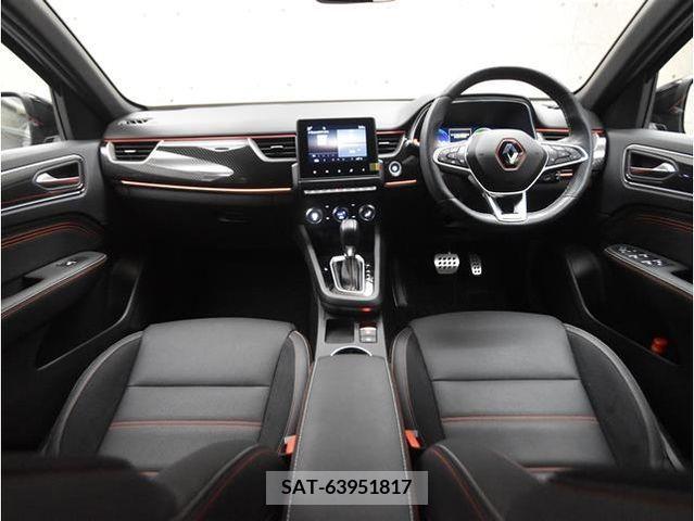 Renault Arkana 2022-10 283065-2