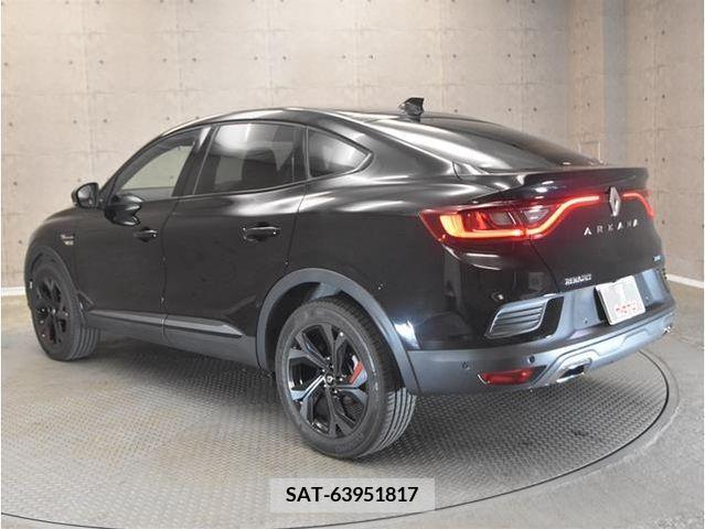 Renault Arkana 2022-10 283065-10