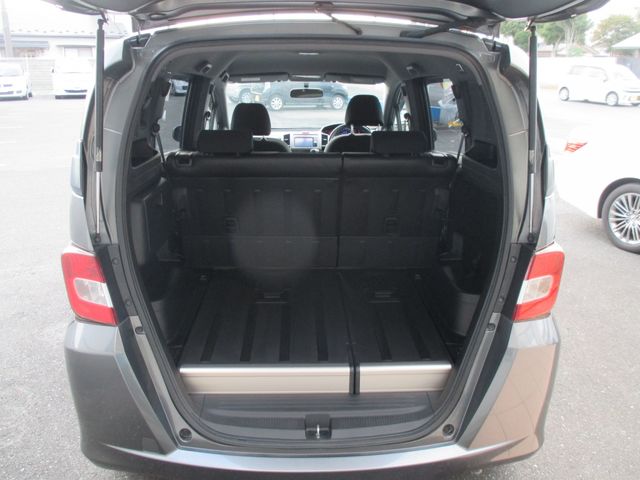 Honda FREED SPIKE 2011-02 183401-7