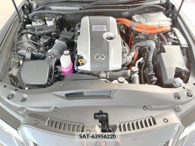 Lexus IS 2021-10 354116-18