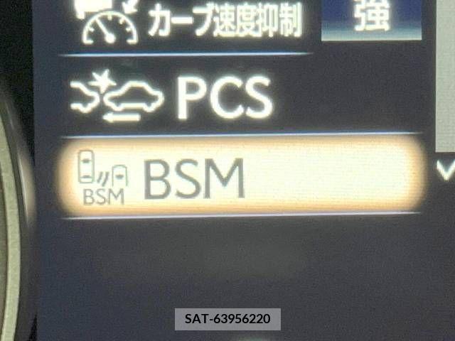 Lexus IS 2021-10 354116-5