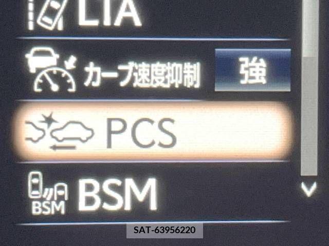 Lexus IS 2021-10 354116-4
