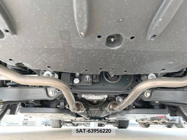 Lexus IS 2021-10 354116-19