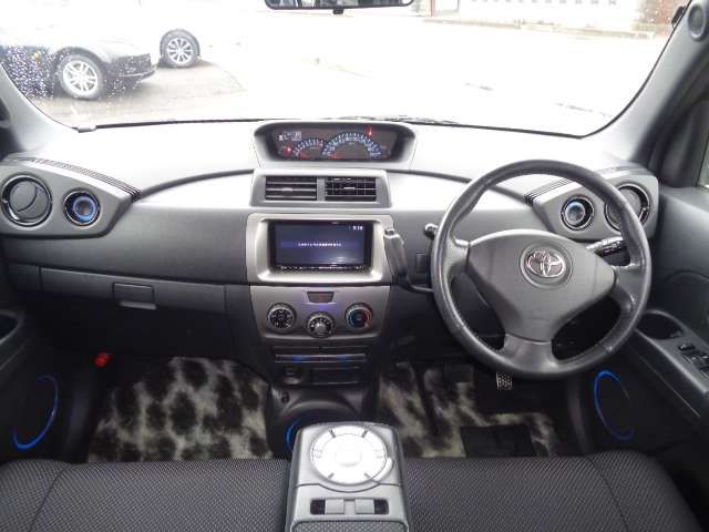 Toyota BB 2009-10 6094-8