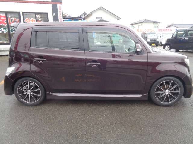 Toyota BB 2009-10 6094-3