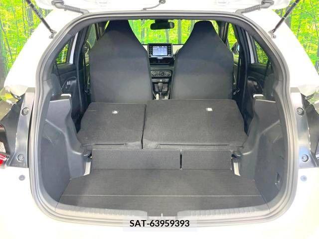 Toyota YARIS 2023-03 381315-10
