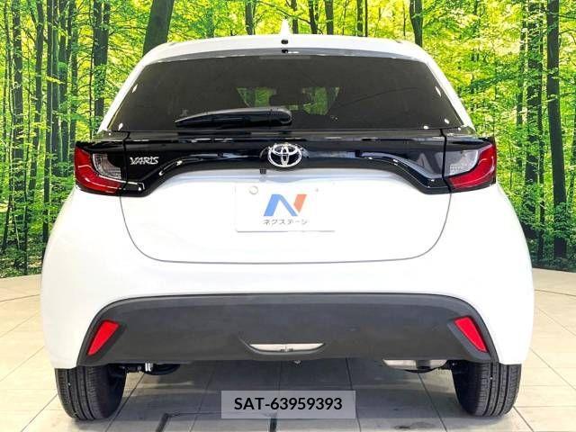 Toyota YARIS 2023-03 381315-15