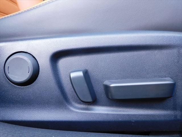 Lexus IS 2021-04 9075-25