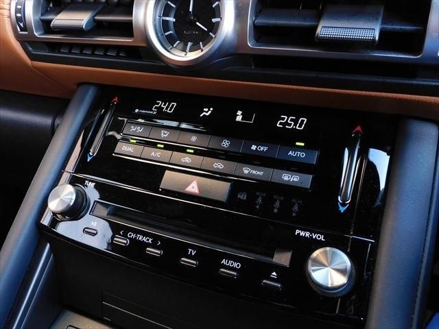 Lexus IS 2021-04 9075-20