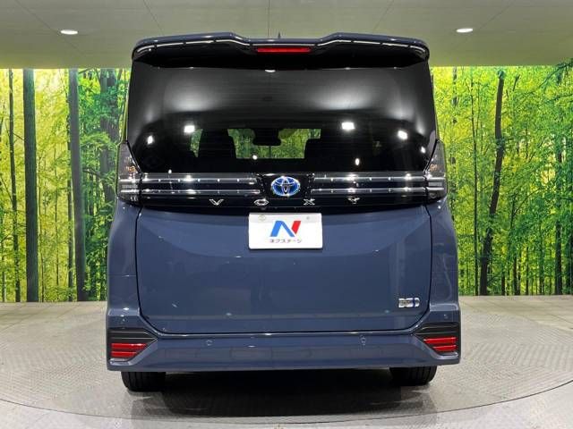 Toyota VOXY HYBRID 2023-03 196374-16