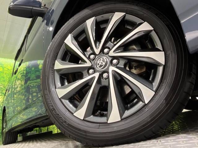 Toyota VOXY HYBRID 2023-03 196374-14