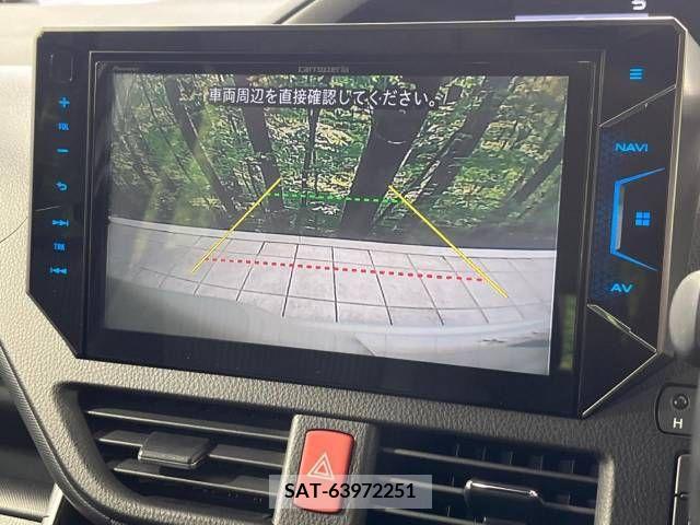Toyota VOXY 2018-10 370276-3