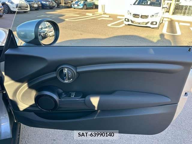 Bmw MINI 2023-09 222812-19