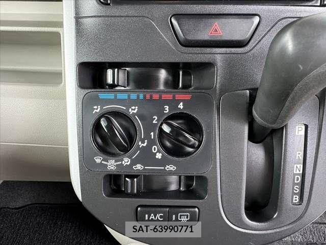 Daihatsu TANTO 2014-02 310062-5