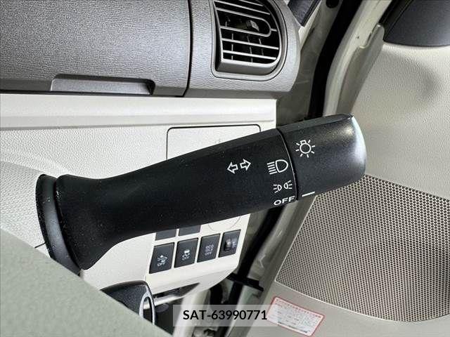 Daihatsu TANTO 2014-02 310062-28