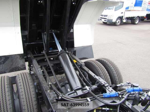 Hino DUTRO 2023-08 211752-10