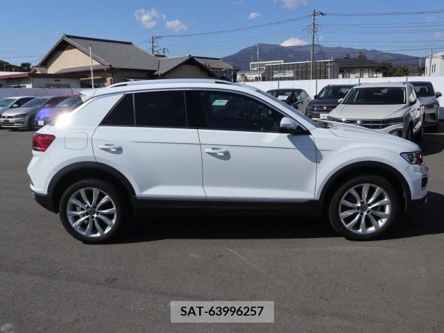 VolksWagen T-ROC 2022-02 210834-4